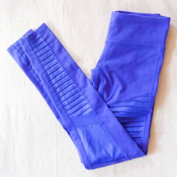 Alo Women XXS 7/8 High-Waist Moto Legging in Sapphire Blue - Picture 3 of 12